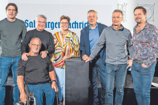 Im SN-Saal fällte die Jury (v. l.) mit Christopher Pöhl (ORF), Walter Pfaller (Paralympics-Sieger), Richard Oberndorfer (SN), Judith Floimair (Ex-Weltklassetennisspielerin), Fritz Strobl (Abfahrtsolympiasieger), Thomas Stangassinger (Slalom-Olympiasieger) und Otto Konrad (Tormannlegende) ihre Entscheidung. Nicht im Bild: Marlies Raich (Slalom-Weltmeisterin) und Hans-Peter Steinacher (Segelolympiasieger)Im SN-Saal fällte die Jury (v. l.) mit Christopher Pöhl (ORF), Walter Pfaller (Paralympics-Sieger), Richard Oberndorfer (SN), Judith Floimair (Ex-Weltklassetennisspielerin), Fritz Strobl (Abfahrtsolympiasieger), Thomas Stangassinger (Slalom-Olympiasieger) und Otto Konrad (Tormannlegende) ihre Entscheidung. Nicht im Bild: Marlies Raich (Slalom-Weltmeisterin) und Hans-Peter Steinacher (Segelolympiasieger) ©SN/J. Müller